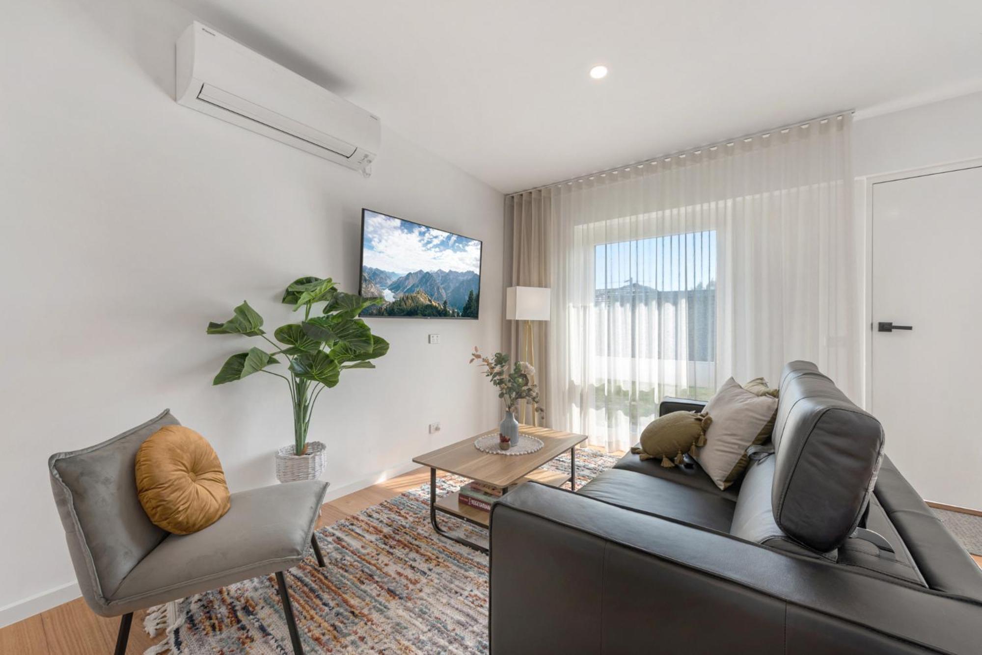 Comfy Studio With Shared Backyard Near Racecourse Carnegie Exterior foto